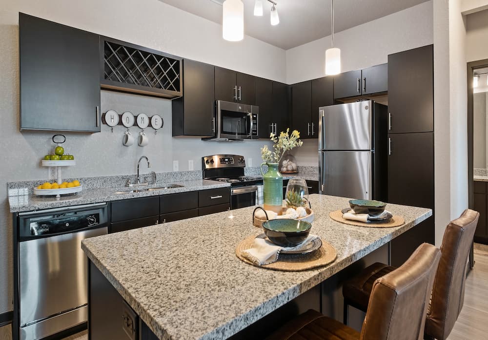 Wyoming, MI Apartments Springs at the Reserve